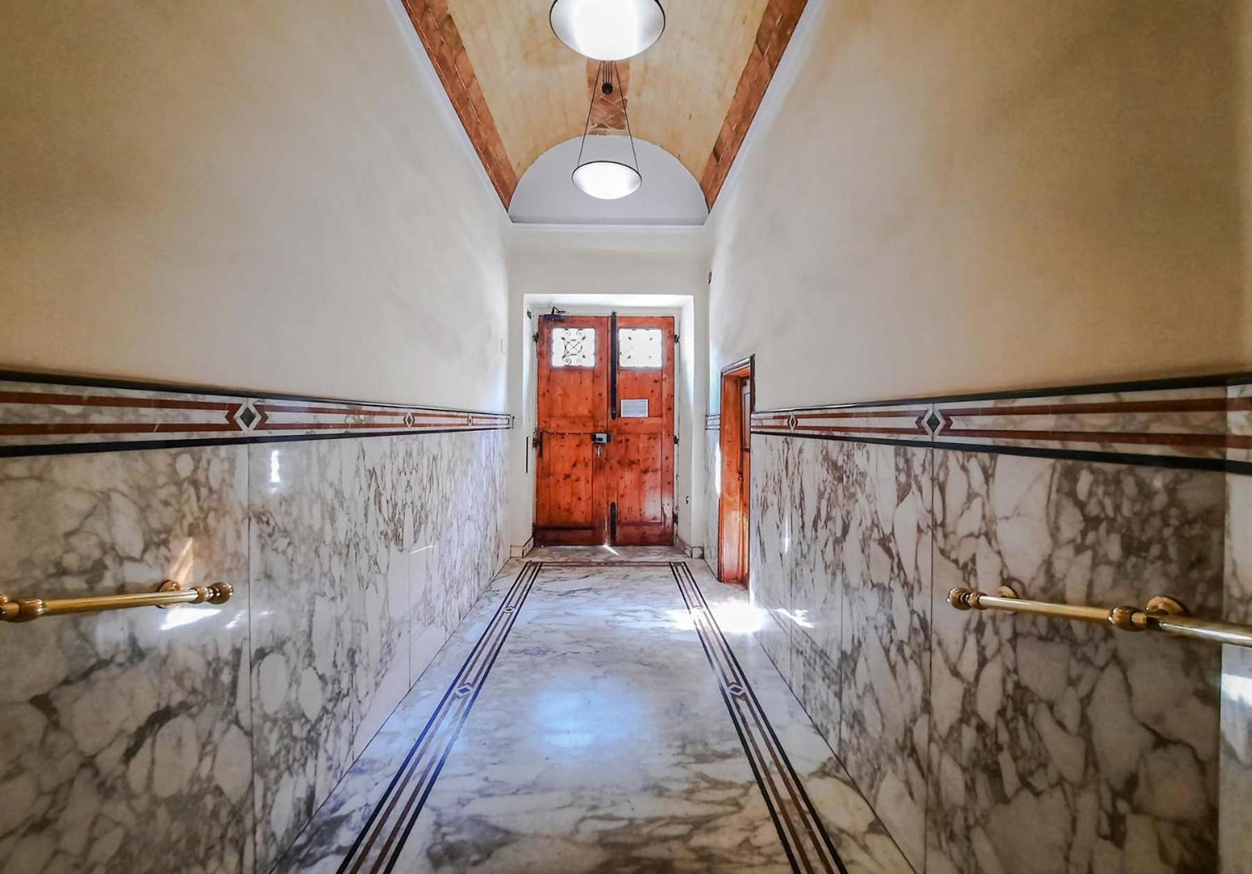 Colosseum Cosy Apartment Close To Metro Рим Экстерьер фото