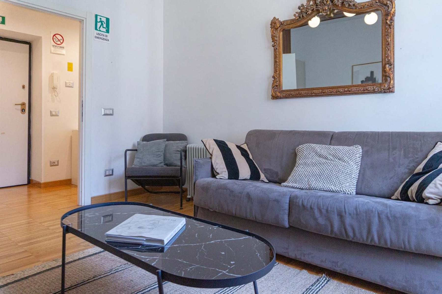 Colosseum Cosy Apartment Close To Metro Рим Экстерьер фото