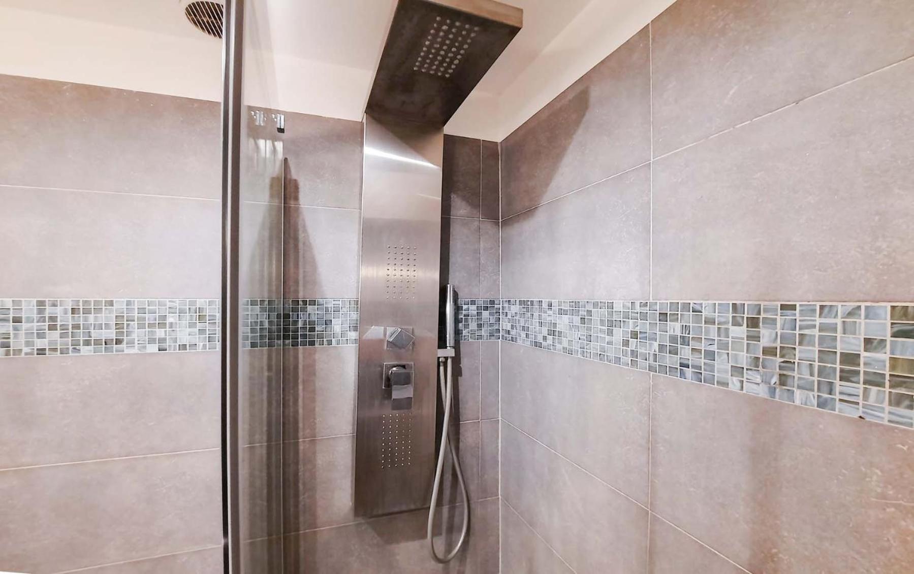 Colosseum Cosy Apartment Close To Metro Рим Экстерьер фото